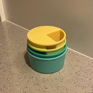 Lovevery Measuring Cups Set